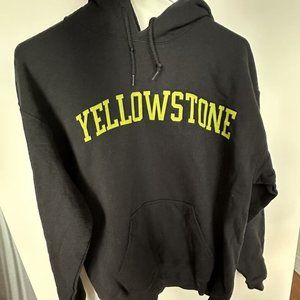YELLOWSTONE Hoodie Size M (FFO Ameer Vann, BROCKHAMPTON, Paramount+, Costner)